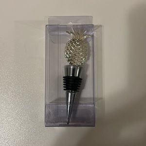 Pineapple wine cork